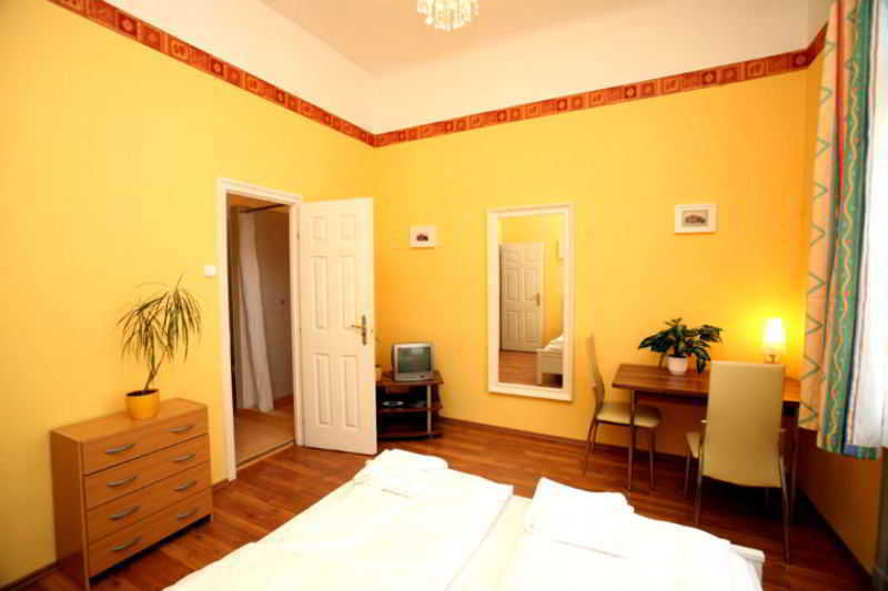 Club Apartments & Rooms Budapest Exteriör bild