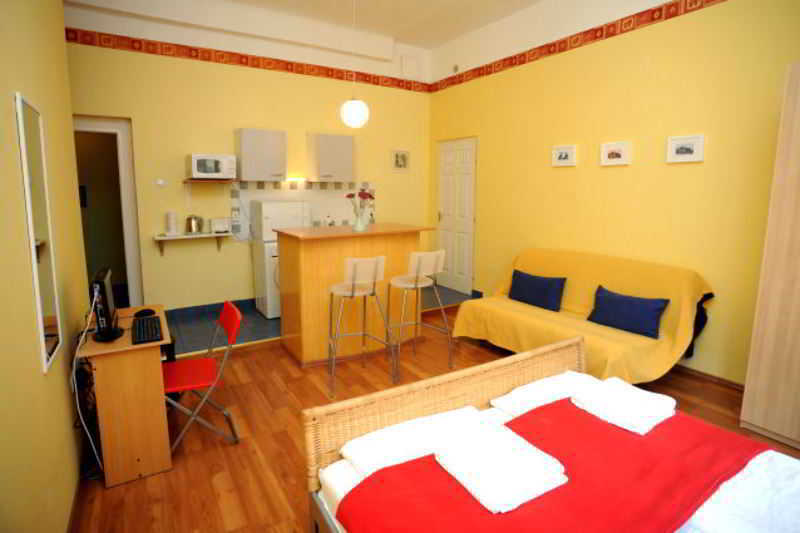 Club Apartments & Rooms Budapest Exteriör bild